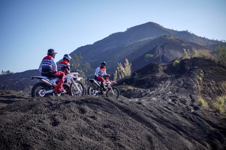 kintamani blacklava enduro dirtbike tour